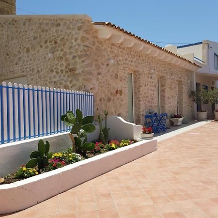 Casa Vacanze Brezza Di Gaffe Torre di Gaffe Exteriör bild