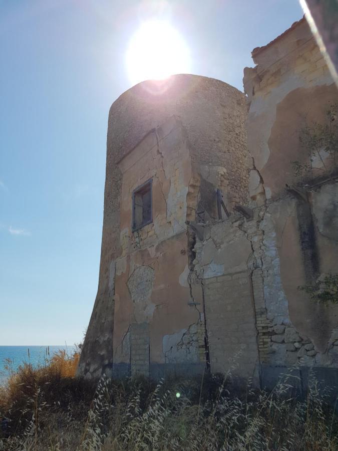 Casa Vacanze Brezza Di Gaffe Torre di Gaffe Exteriör bild